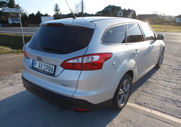 Ford Focus cena 26400 przebieg: 145840, rok produkcji 2014 z Września małe 79